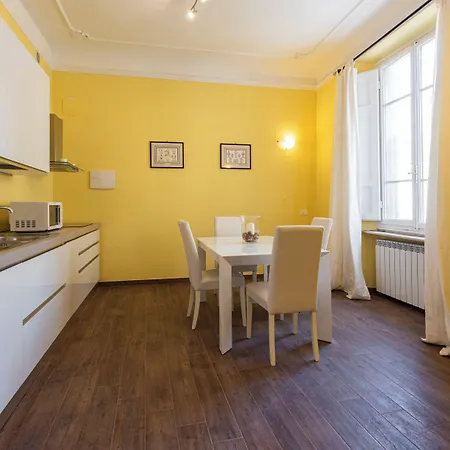 Casa Gialla By Mmega * Firenze