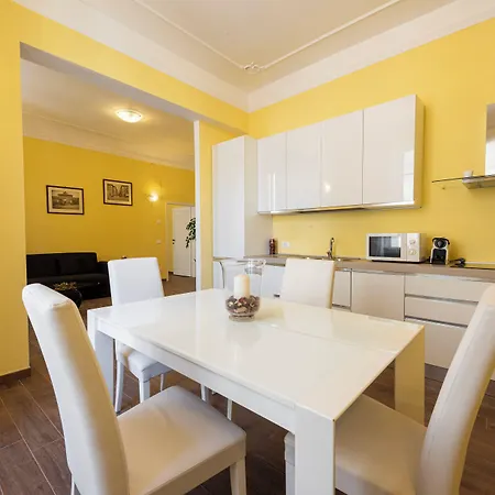 Casa Gialla By Mmega Firenze