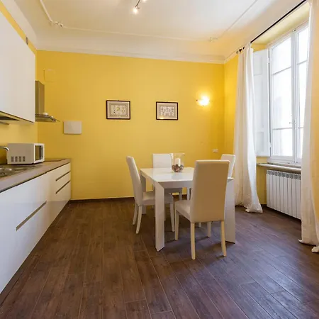 Casa Gialla By Mmega Apartament